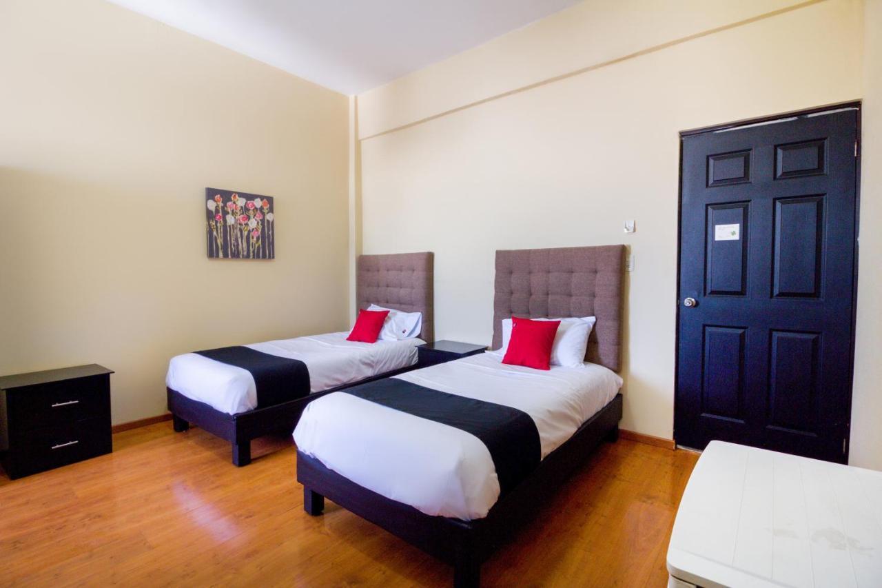 Hotel Ecohabit, Monterrey à Apodaca Extérieur photo